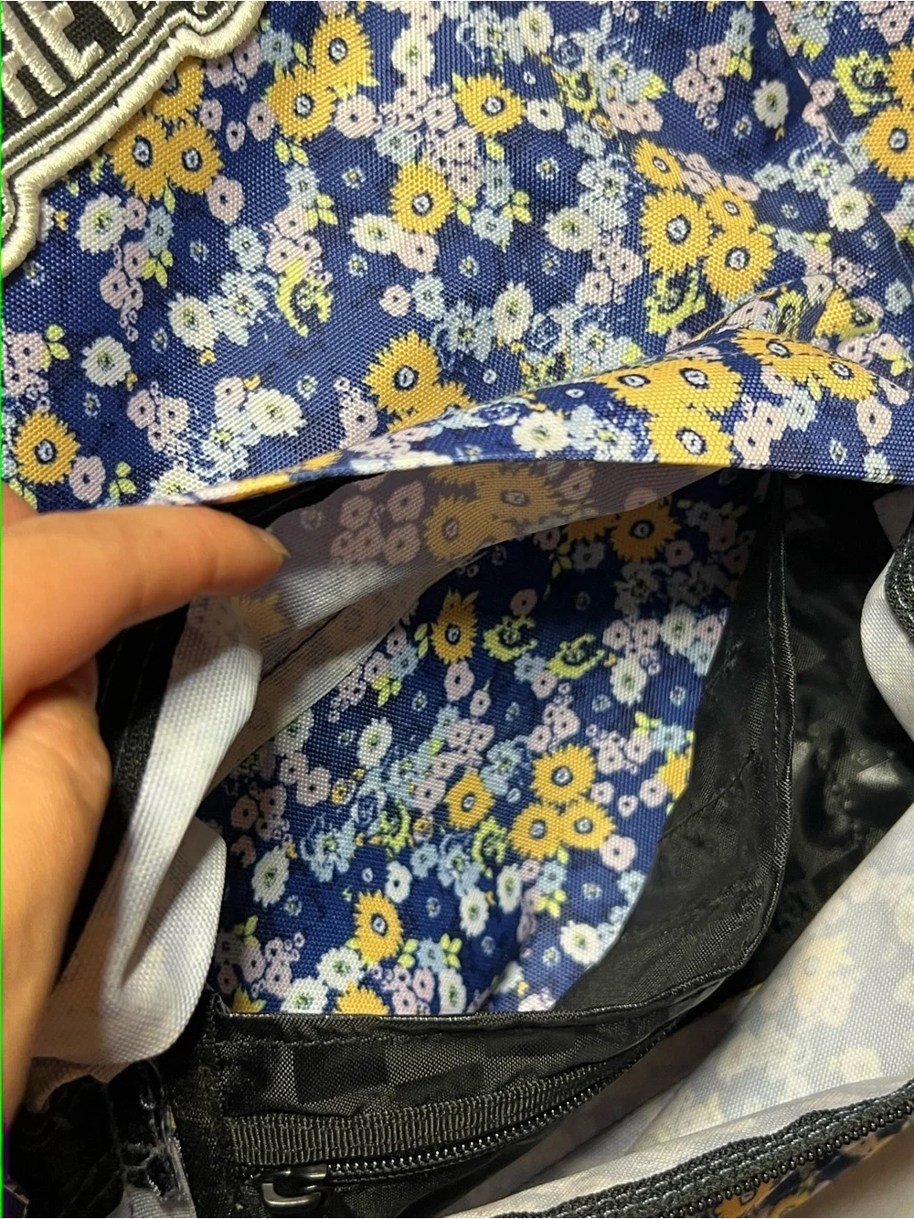 VANS Floral Backpack Blue/Yellow White Pattern  Zip Closure Inner/Outer Pockets